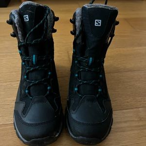 Salomon Women’s Winter Hiking Boots Size 5